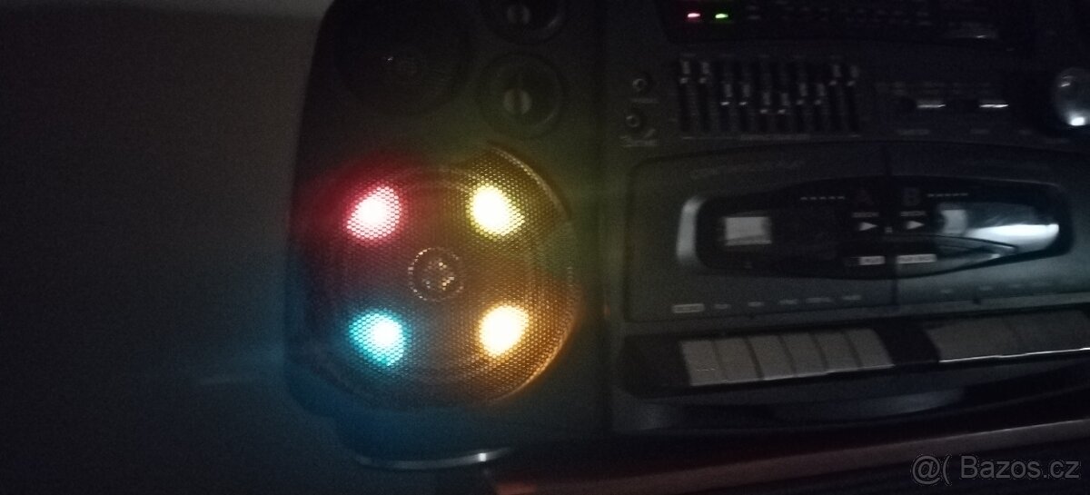 Radiomagnetofon First s barevnou hudbou - 7