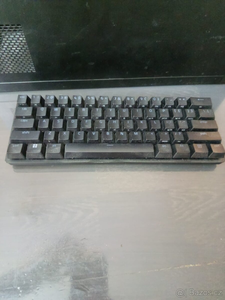 Herní PC DELL + herní klávesnice + ovladač - 7