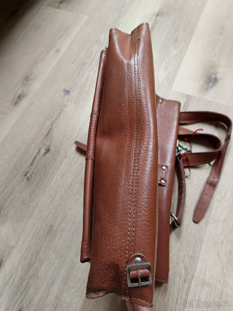 Kožená brašna. 1964 - 7
