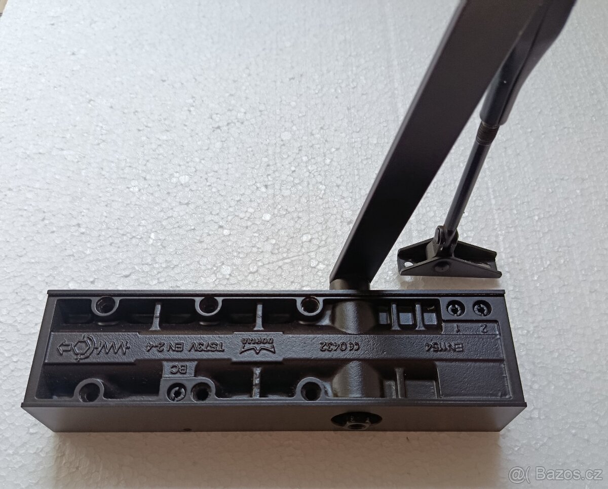 Dveřní zavírač Dorma TS73V - 7