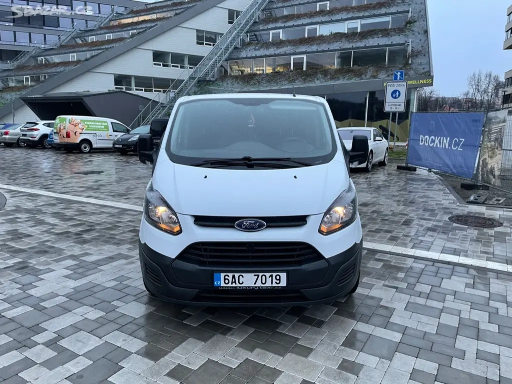 Pronájem Ford Tranzit Custom 9 míst, taxi, BOLT, UBER - 7