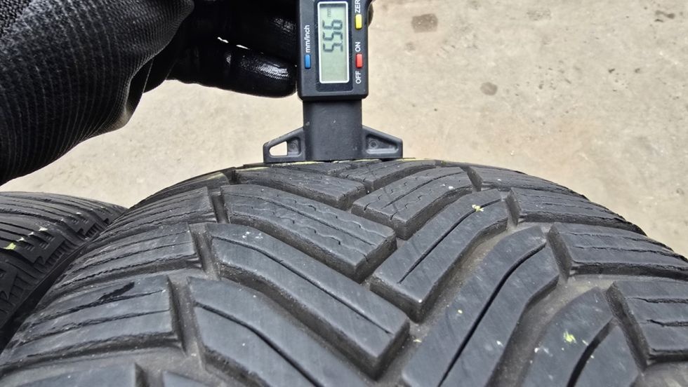 Zimní pneu 205/55/16 Michelin - 7