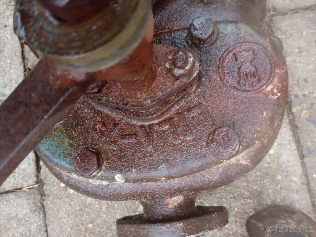 Ruční pumpa Lila 75 - 7