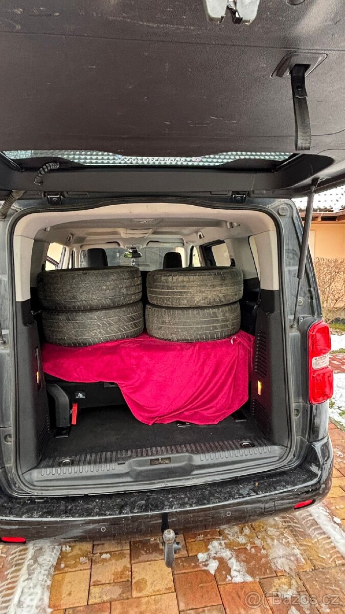 Peugeot Traveller - 7