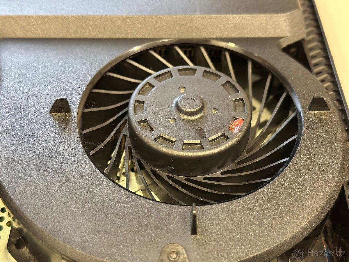 PS4 Pro 1 TB (CUH-7216B) - 7