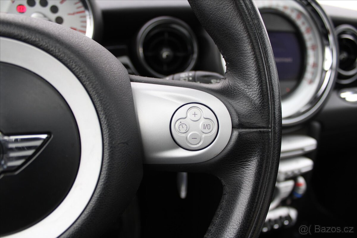 Mini Cooper S JCW 1.6T 155kW PANORAMA NAVI (2008) - 7
