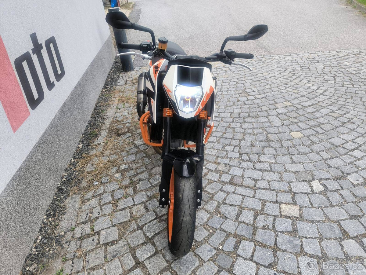 KTM 690 Duke R - 7