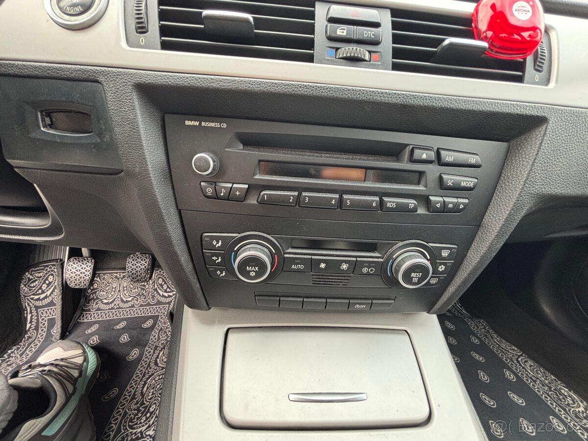 BMW e90 facelift 320d - 7