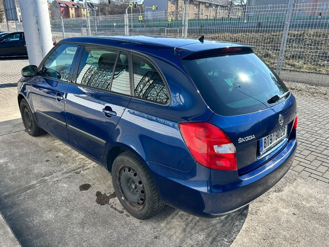 Škoda Fabia 1.6 TDI 2013 Combi 77 kw Elegance - 7