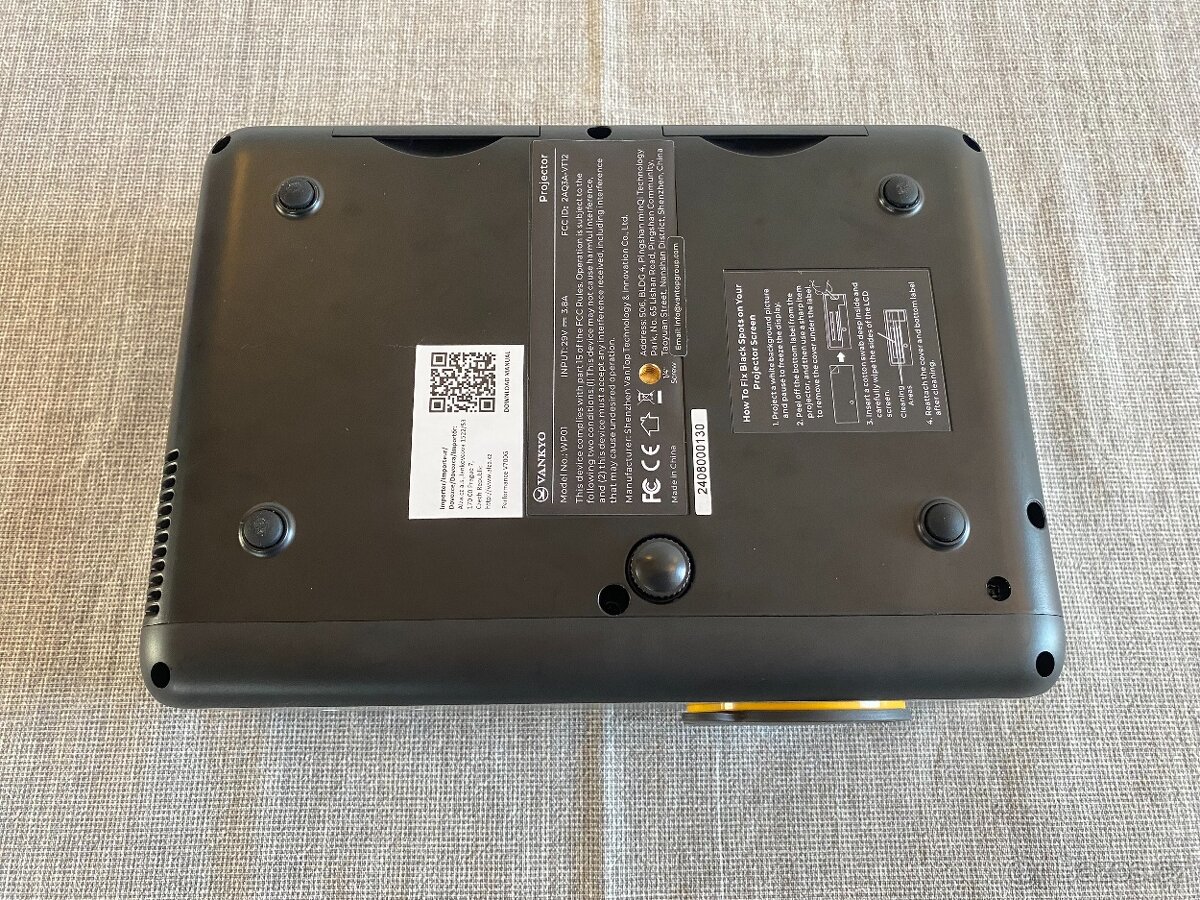 Projektor Vankyo Performance V700G - 7