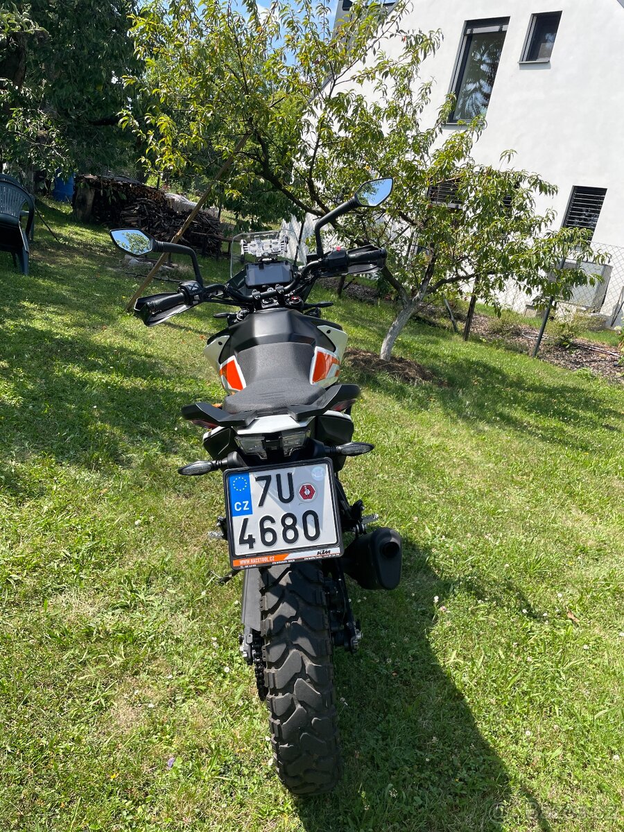 KTM 390 adventure, rok 2021 - 7