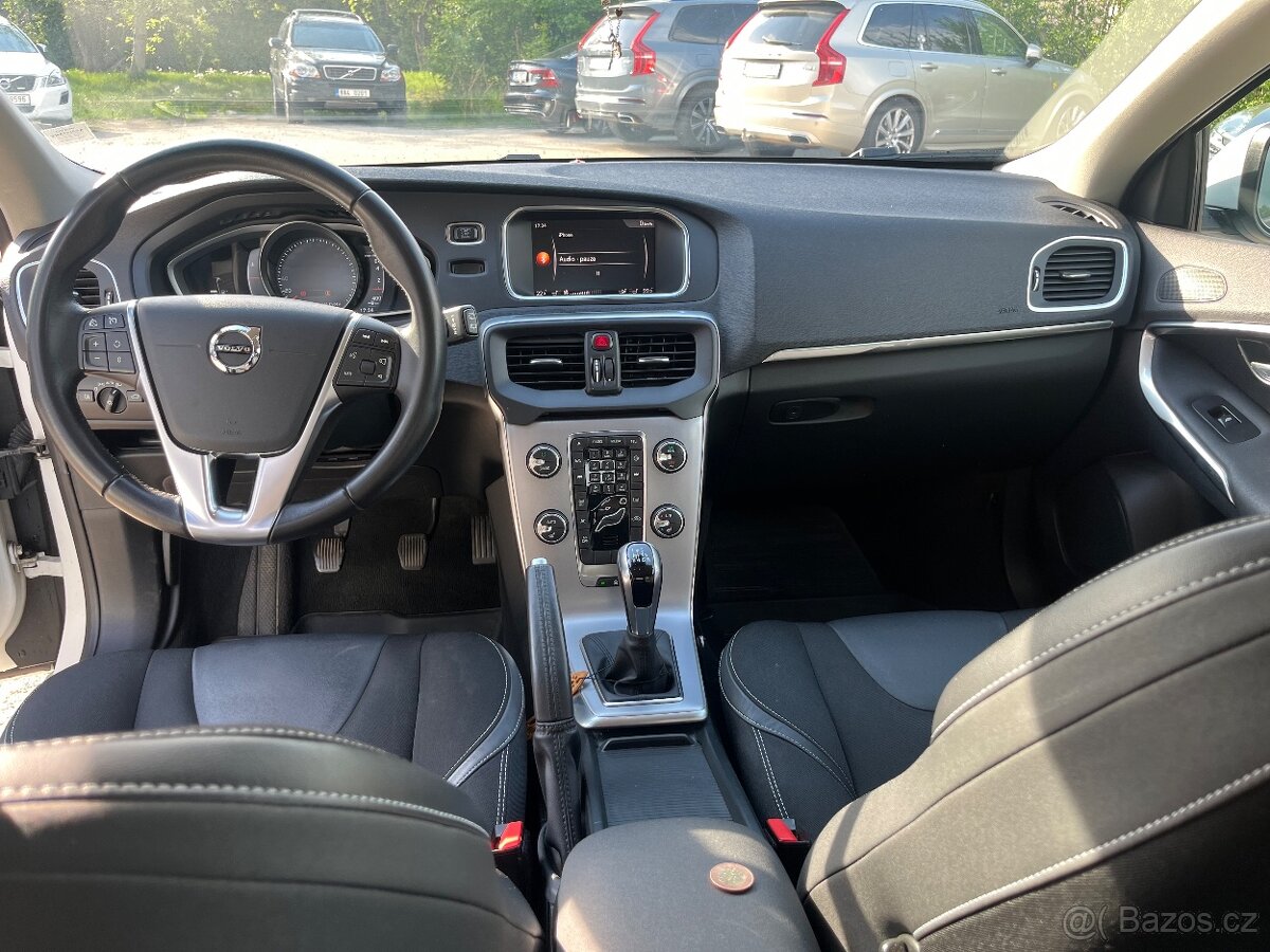 Volvo V40 T2 - 7