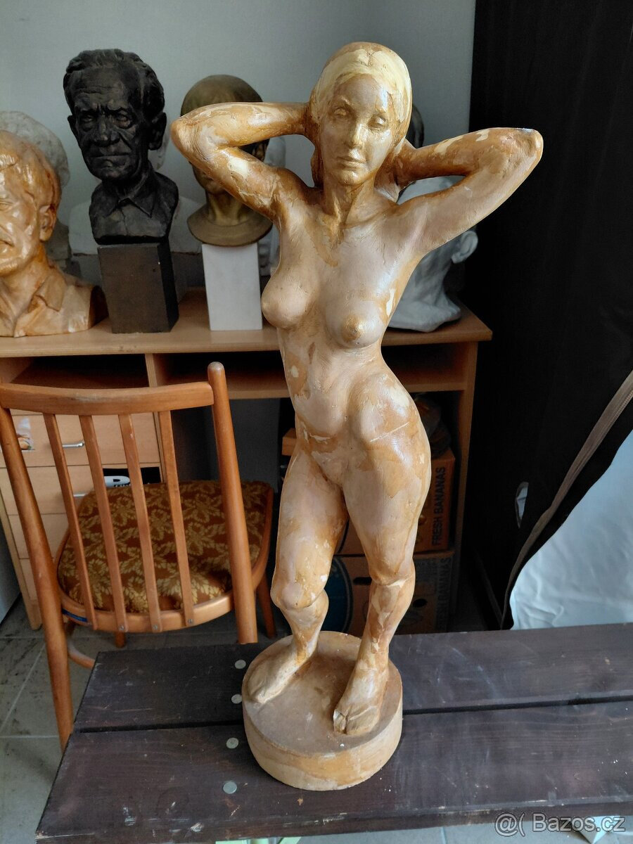 Soubor sádrových soch a bust - 7