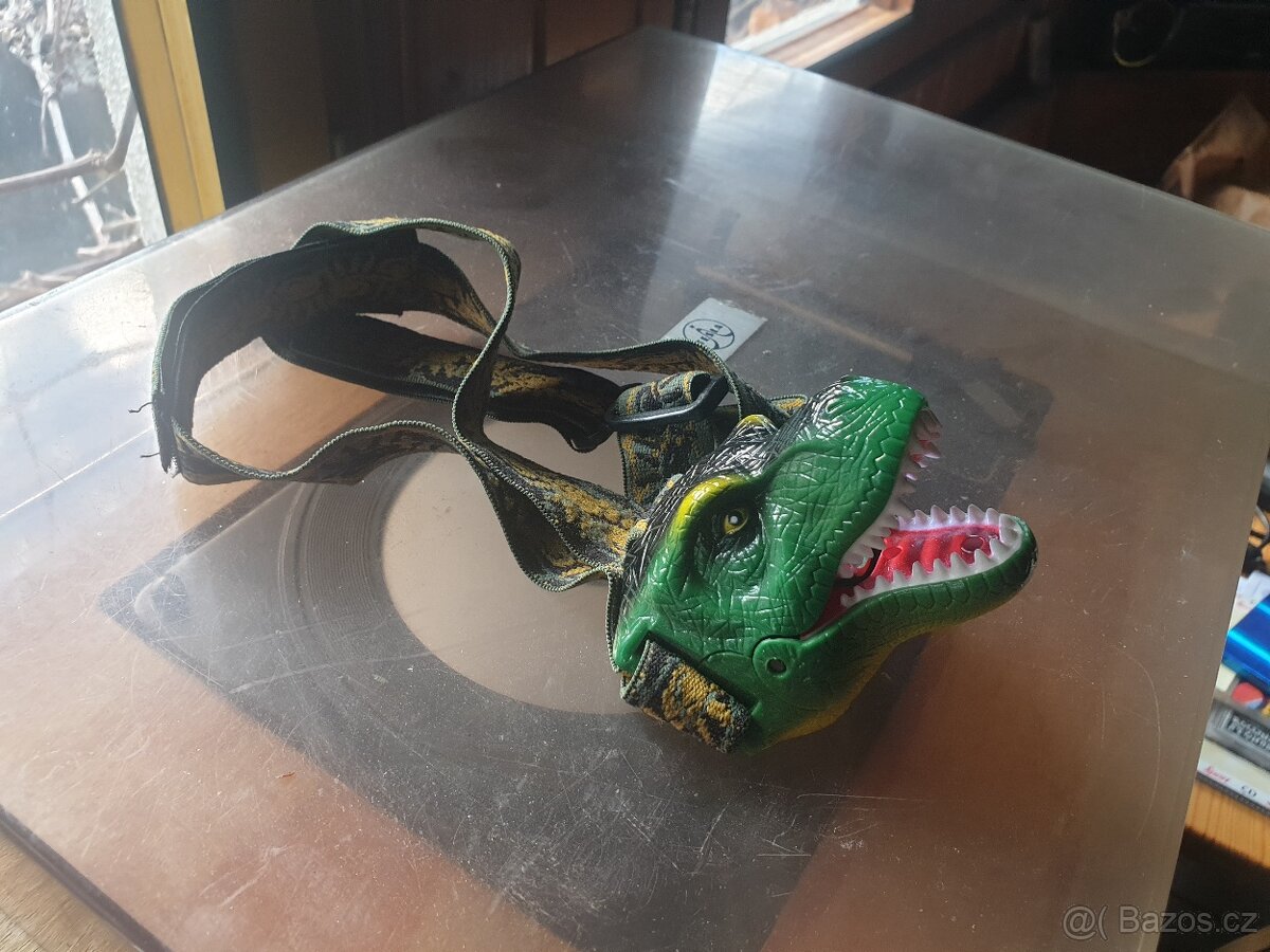 Dinosaur - svítilna, prase, autíčko dálka - 7