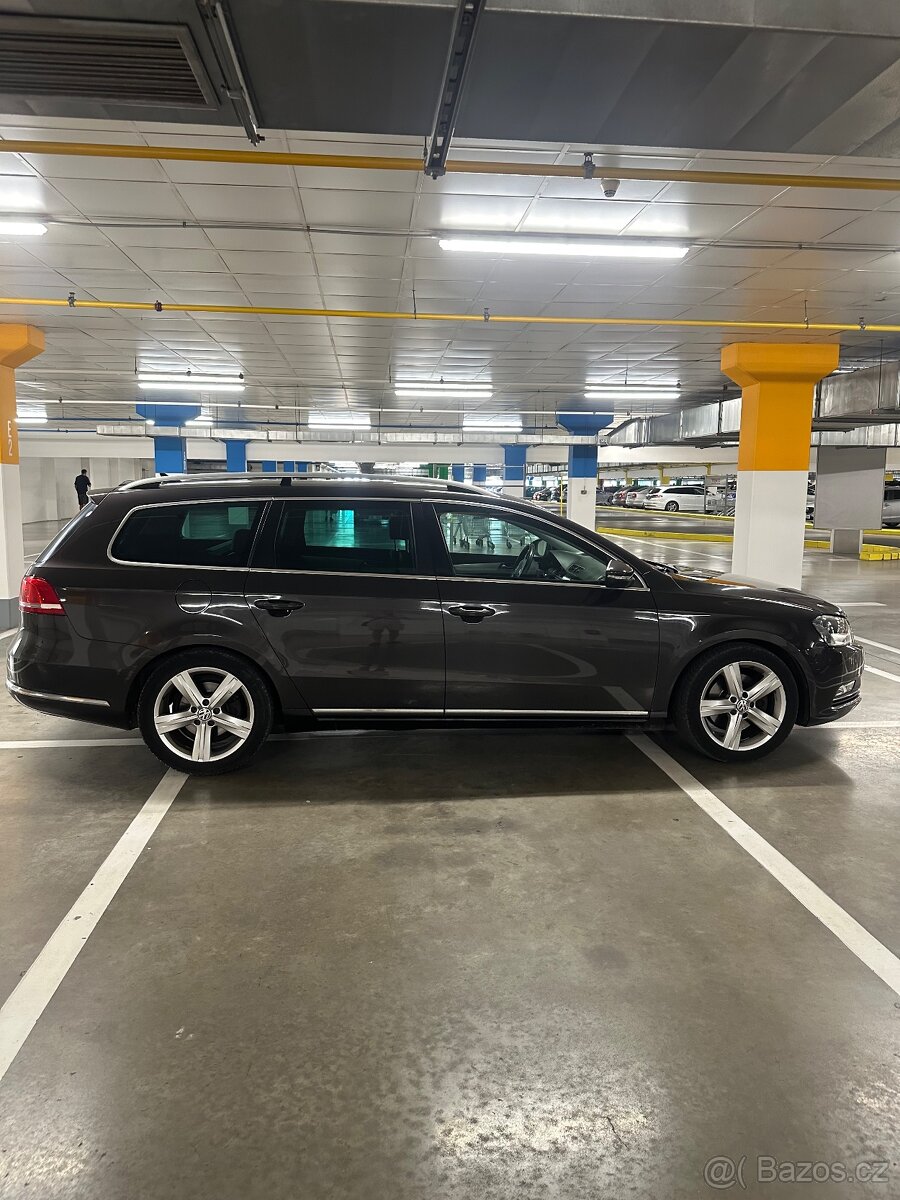Volkswagen Passat B7 - 7