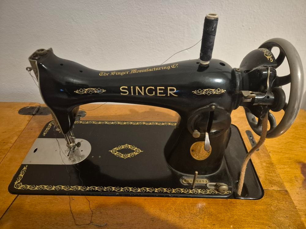 Šicí stroj Singer 15K88 - 7