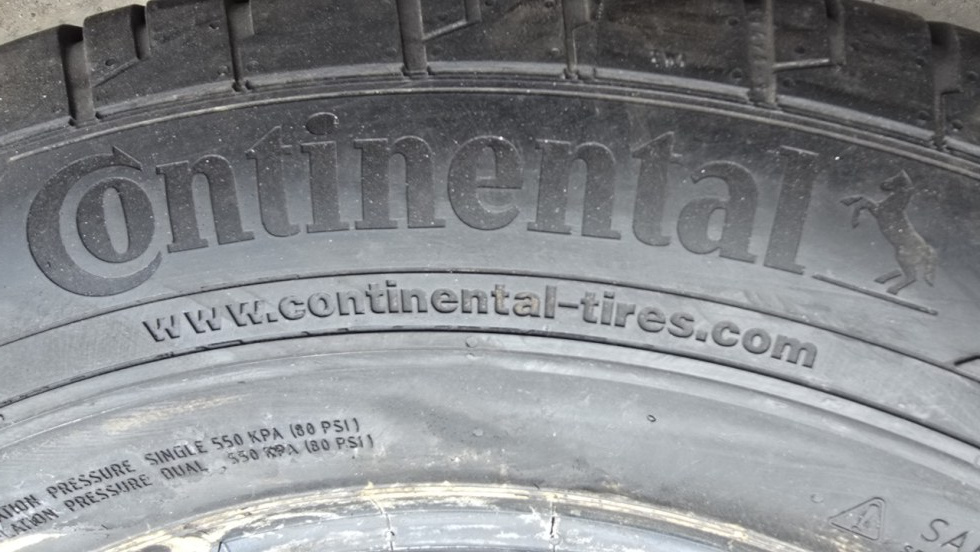 Letní pneu 235/65/16c Continental - 7
