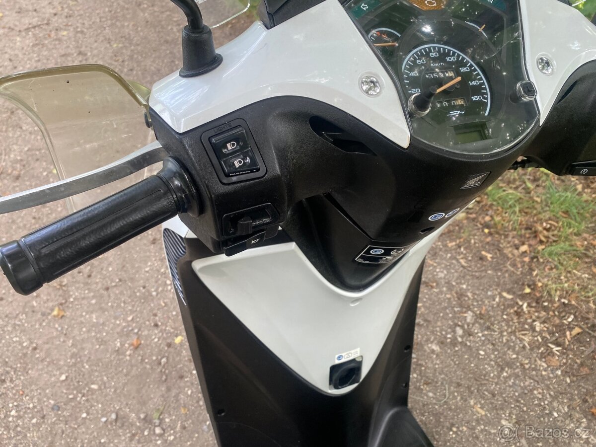 Honda SH (2013) - 7