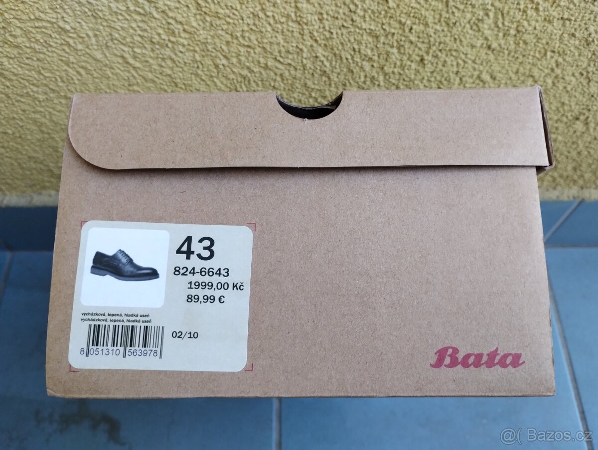 Nové černé polobotky Baťa, vel. 43 - 7