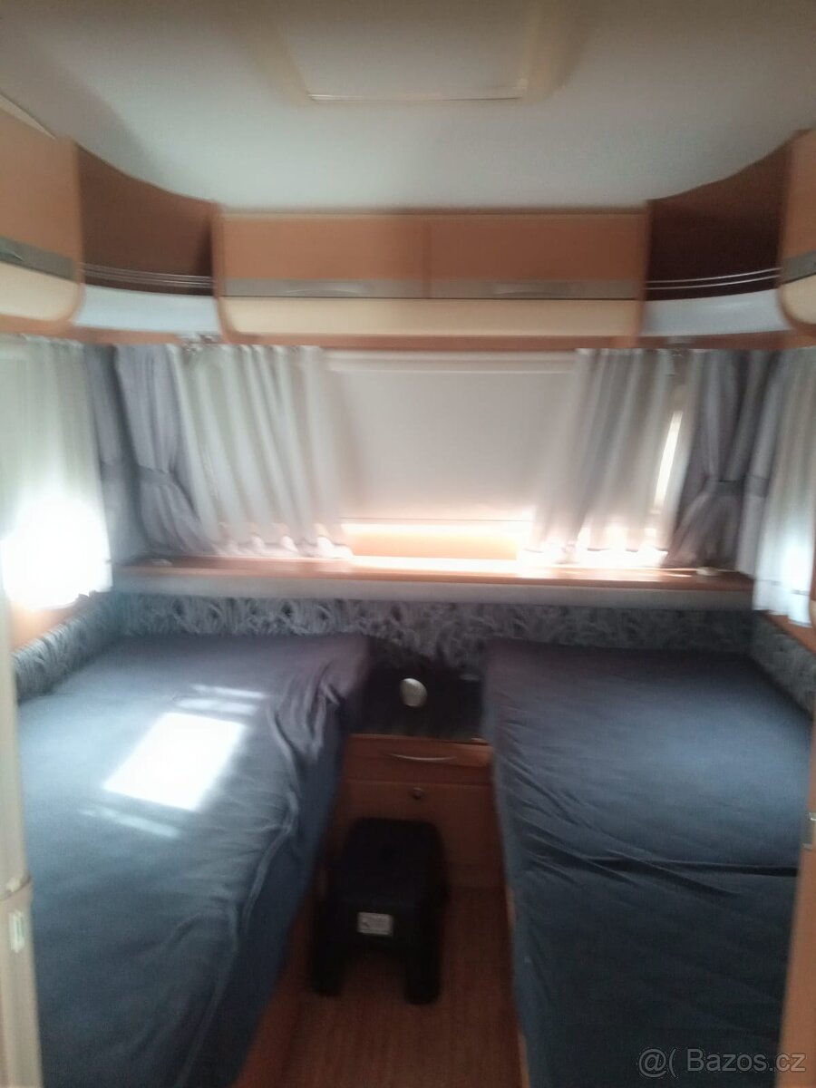 Prodám obytný karavan adria adorace 475 - 7