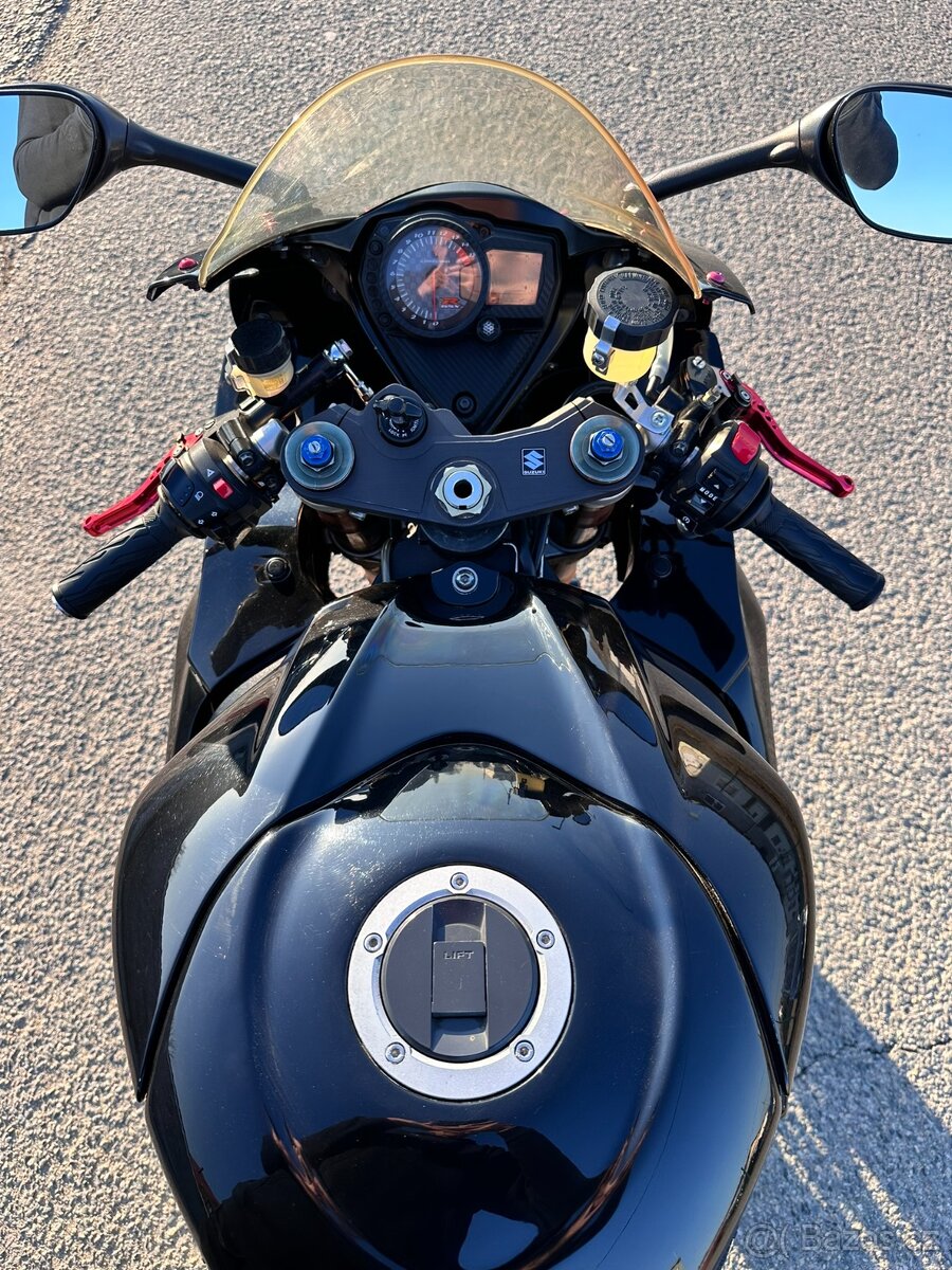 Prodam SUZUKI GSX-R 1000 K7 - 7