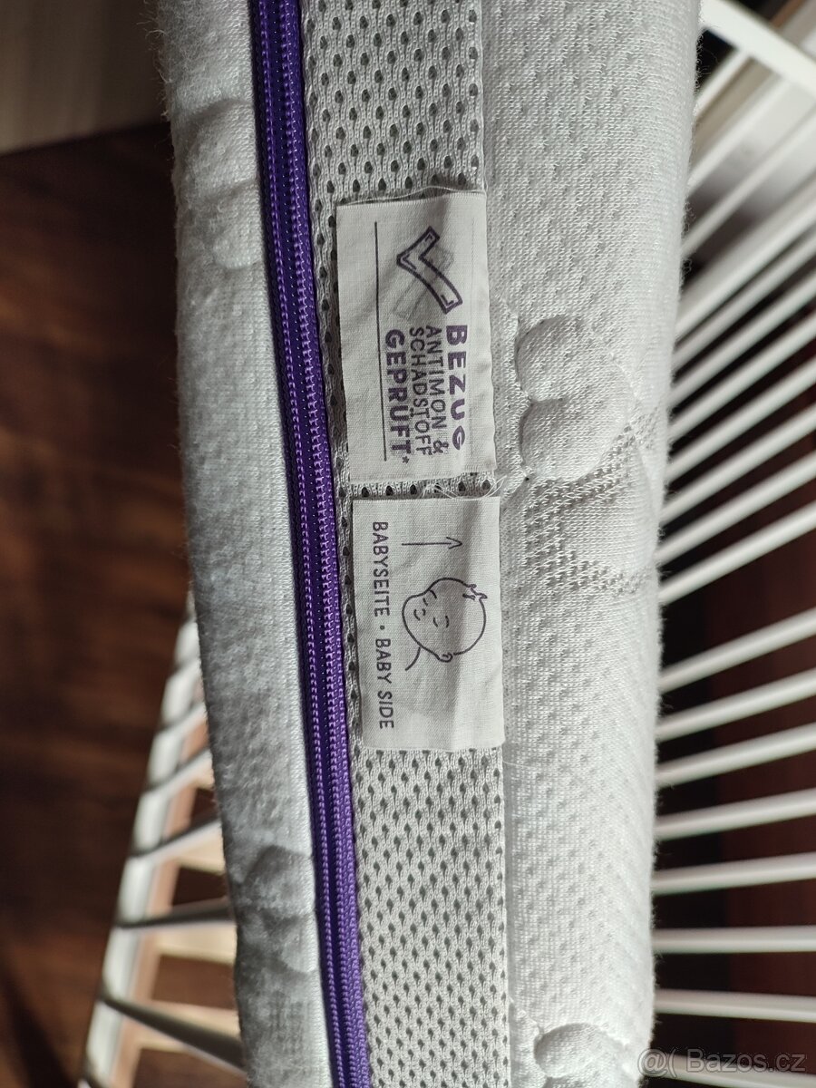 Postýlka s matrací - 7