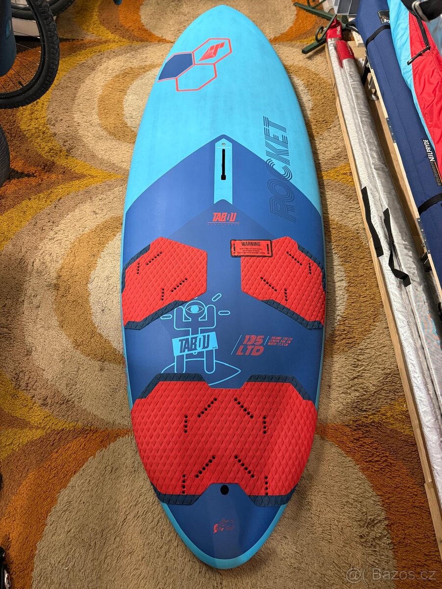nový windsurfingový board Tabou Rocket 135 LTD (model 2024) - 7