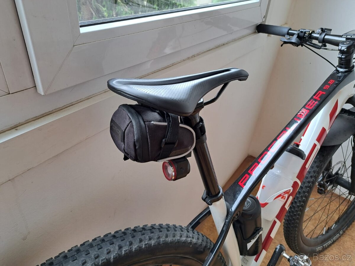 Trek PROCALIBER 9.8 karbonové kolo - 7