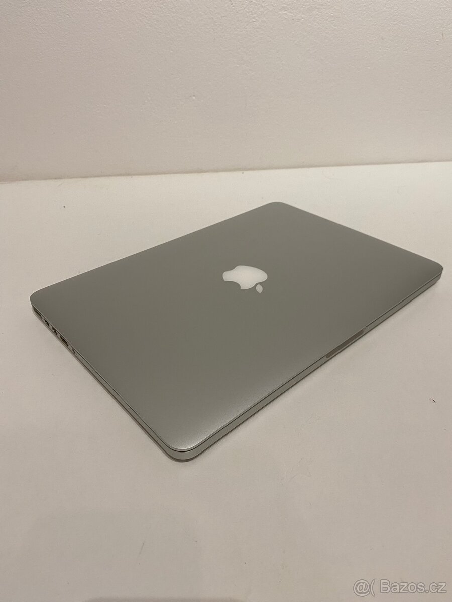 Macbook Pro 13" (Early 2015) - 7