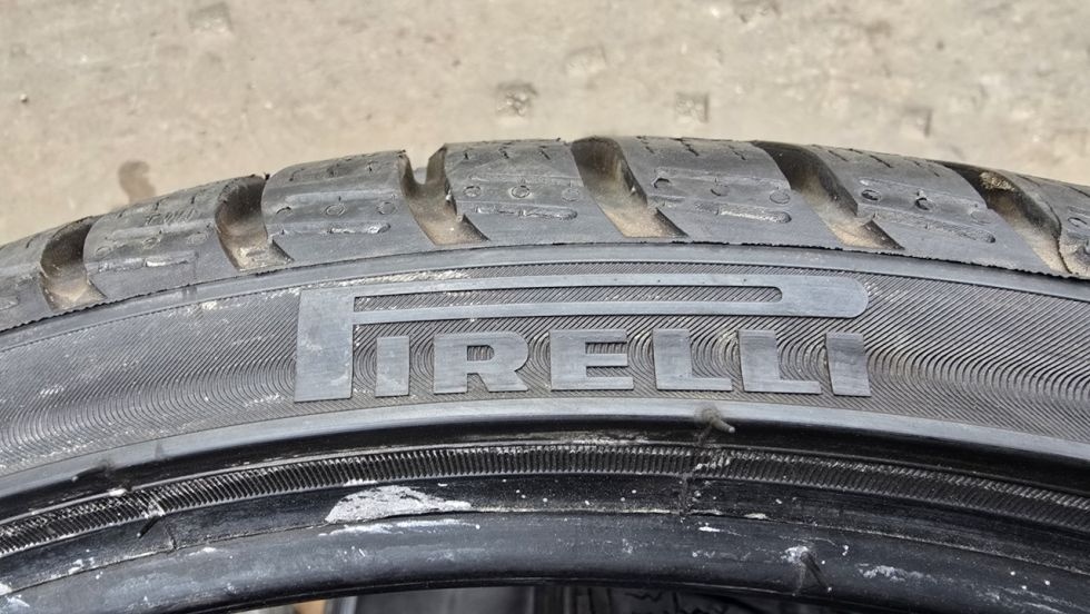 Zimní pneu 245/30/20 Pirelli - 7