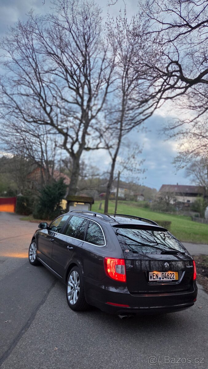 Škoda Superb 2 2011 - 7