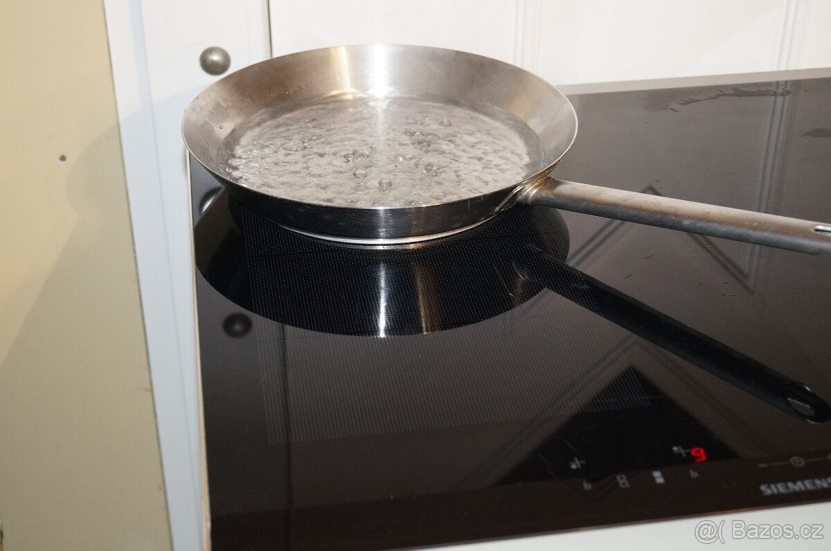 Siemens nerezový vestavný sporák HE63BD513, vyjížděcí dveře - 7