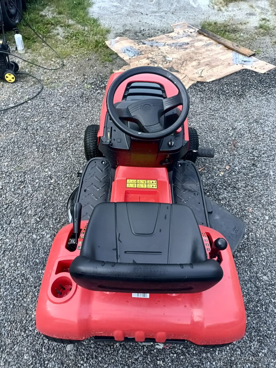 Zahradní traktůrek - 7