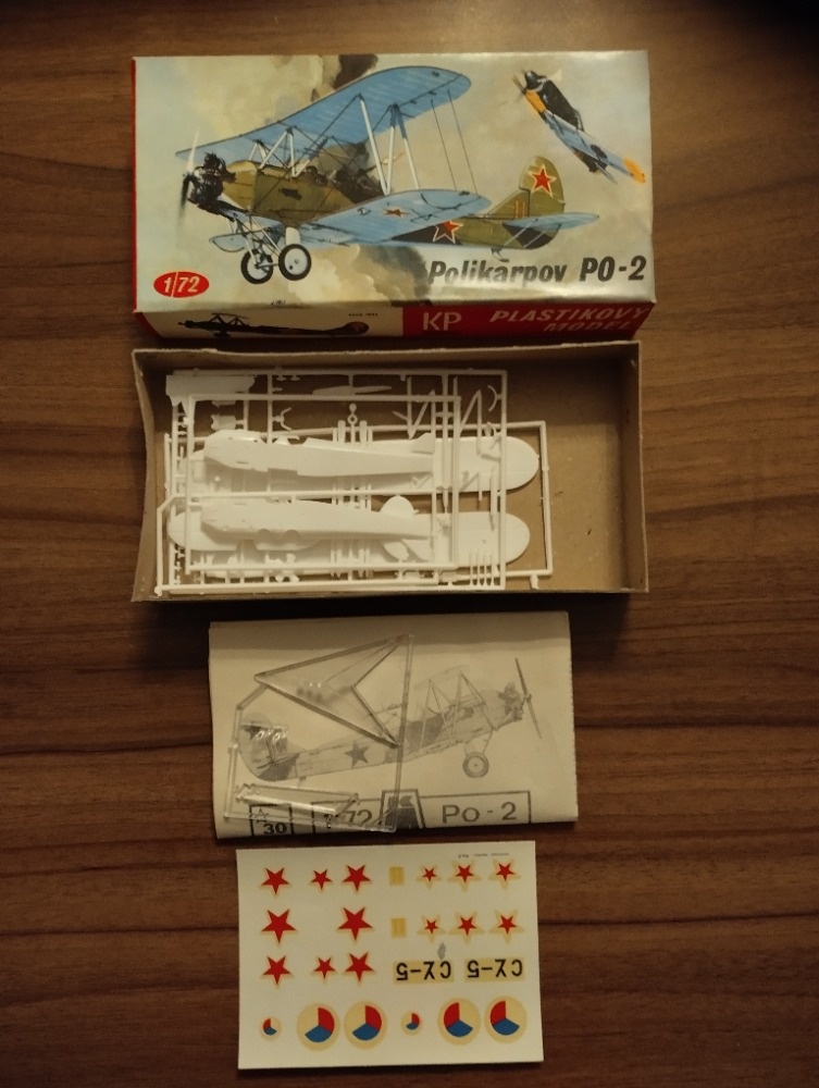 Modely letadel,KP, plastové stavebnice. - 7