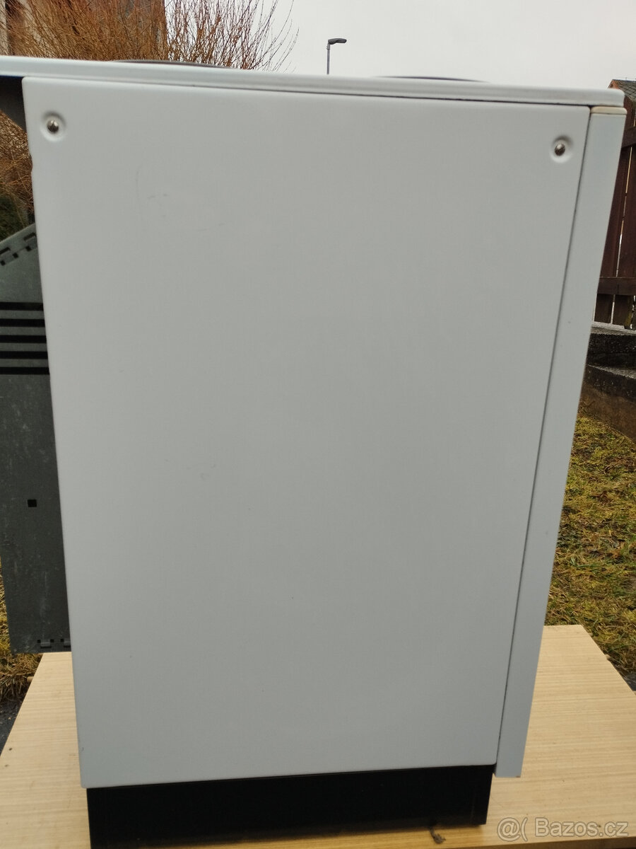 Sporák Mora 3302 - 7