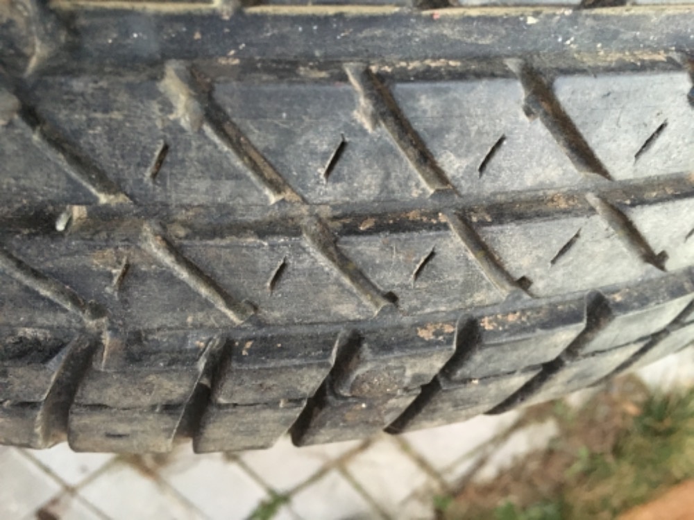 Bridgestone 185/70R14 - kusovka - 7