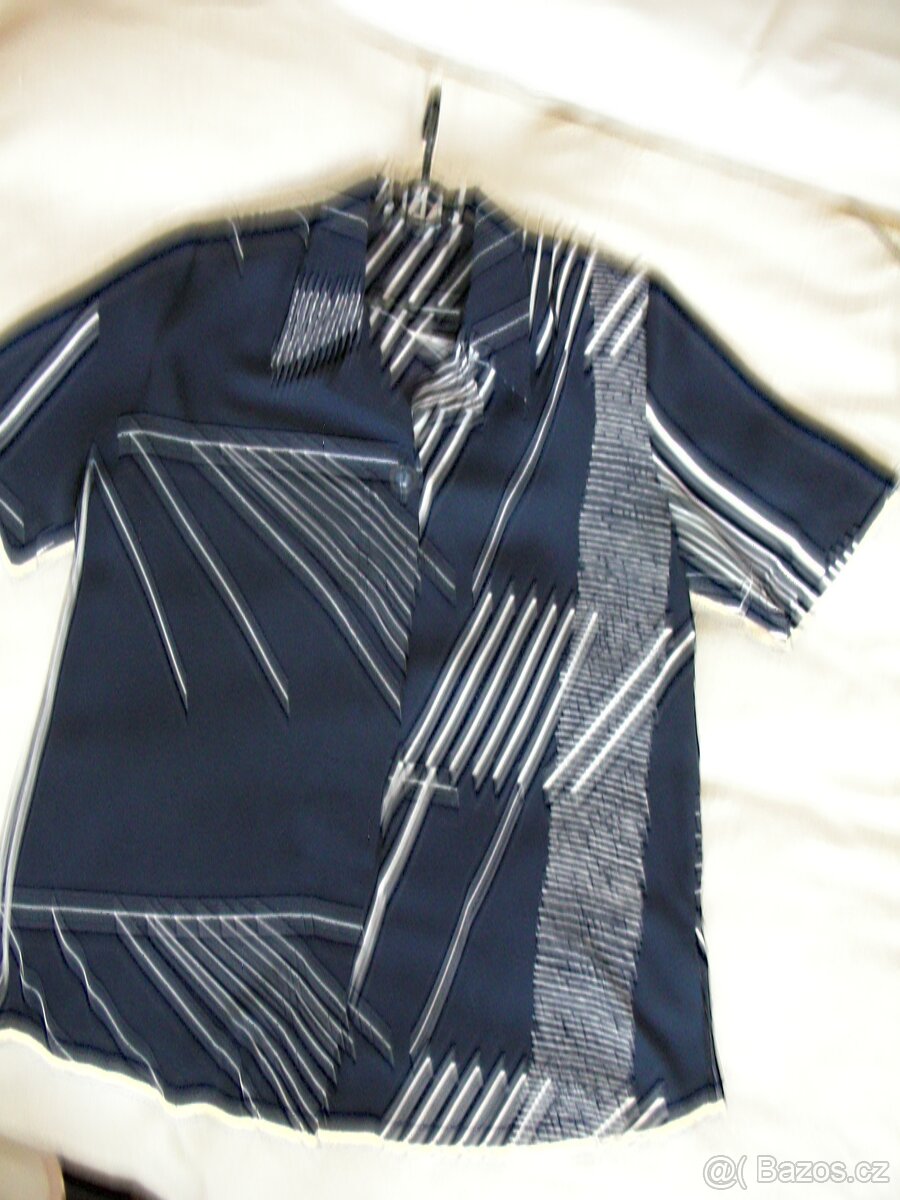 nabízím tyto halenky - 7