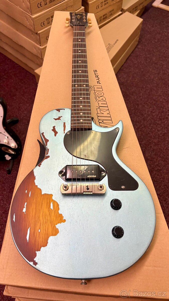Elektrická kytara Vintage model 2026 - 7