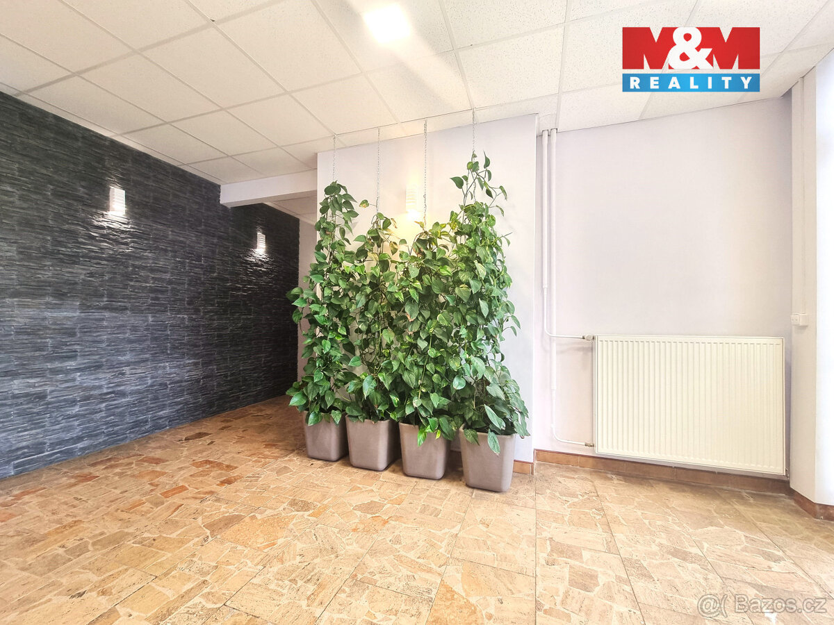 Pronájem kanceláře 18 m², Hodonín, ul. Velkomoravská - 7