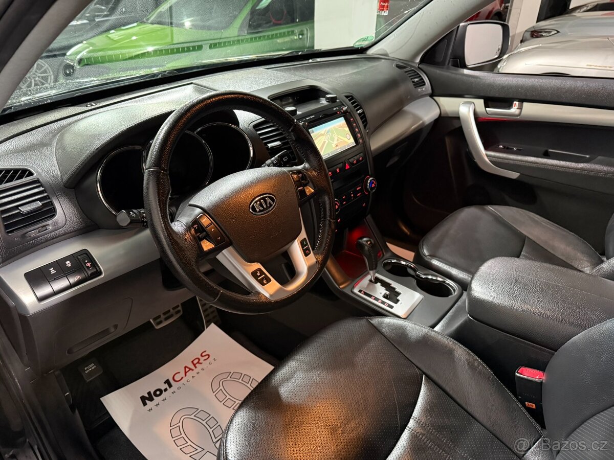 Kia Sorento 2,2 CRDI PREMIUM AUTOMAT KAMERA KEYLESS TOP - 7