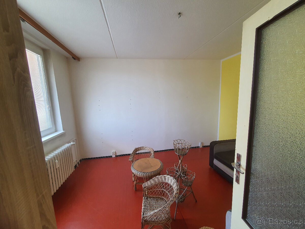 Nabízím k pronájmu byt 2+1 ul. Březinova - 7