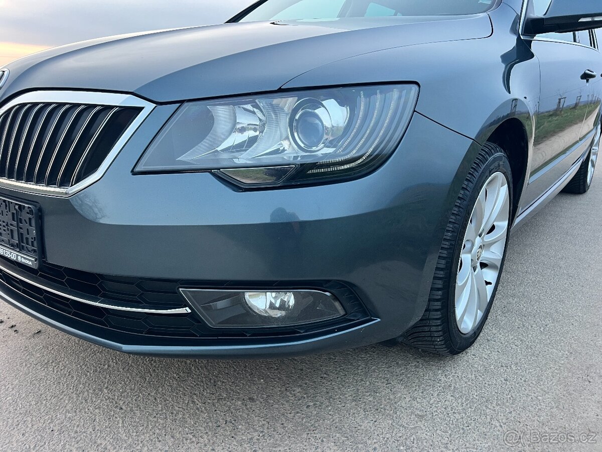 ► ŠKODA SUPERB 2.0TDI 103KW ELEGANCE - XEN-LED-NAVI- - 7