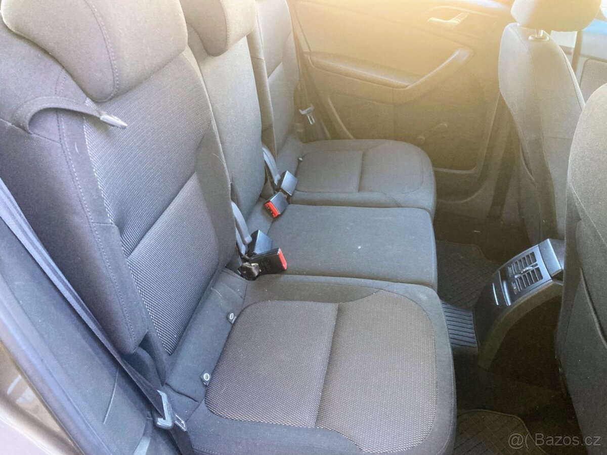 Škoda Yeti, 2,0TDi(103kW) DSG automat, 4x4, park.senzory - 7