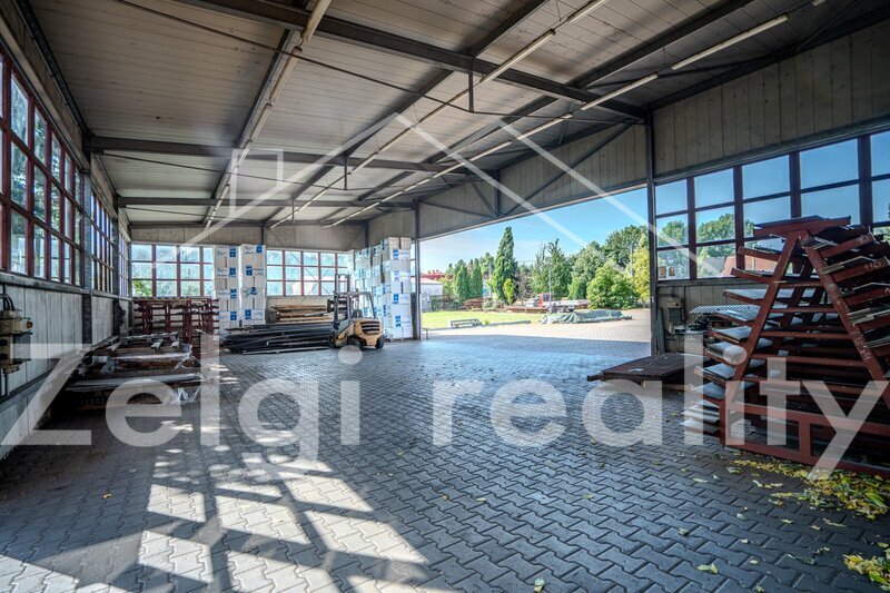 Kompletně soběstačný výrobní a skladový areál s kancelářemi - 7