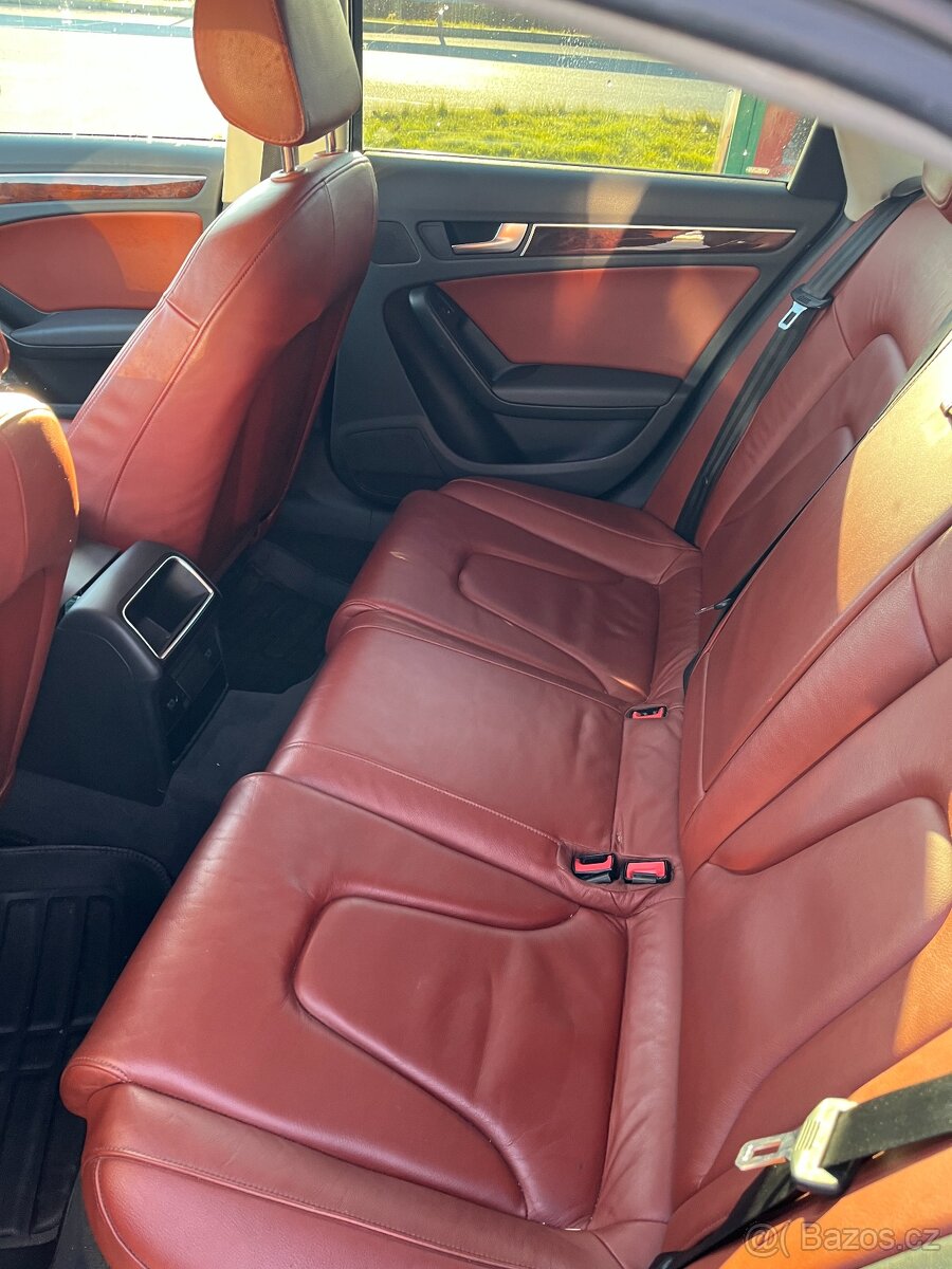 Audi A4 B8 sedan - 7