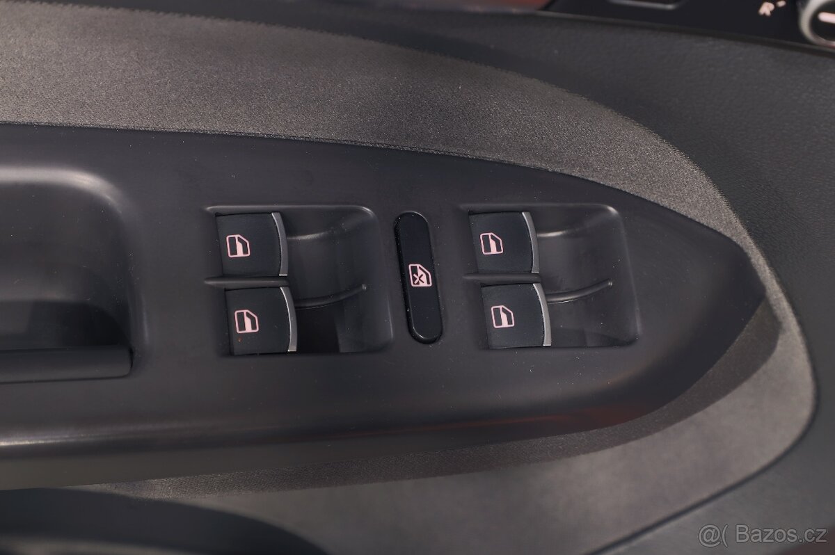 VW Touran Comfortline 2.0TDI 103kW DSG - záruka Autodraft - 7