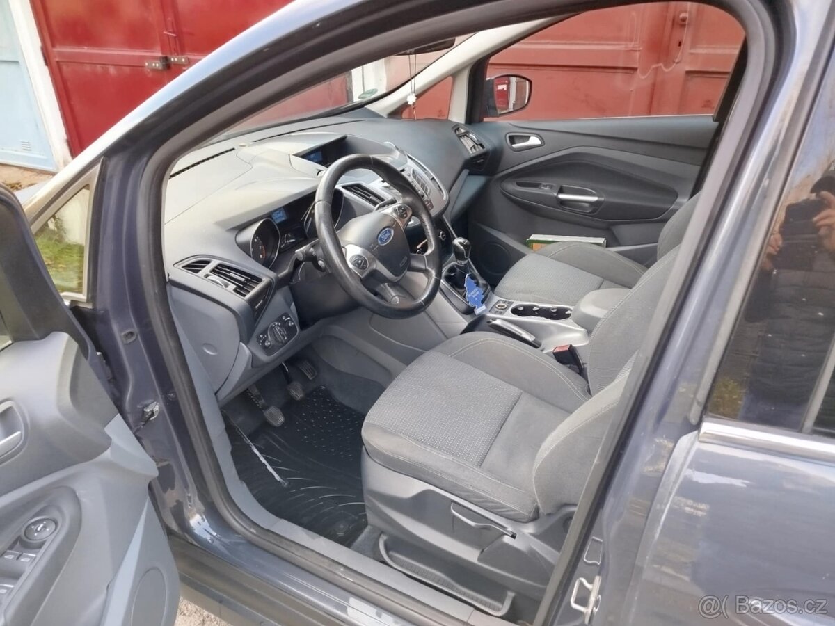 Prodám Ford Grand C Max, 7 míst, 77kW, 1,6 benzín - 7