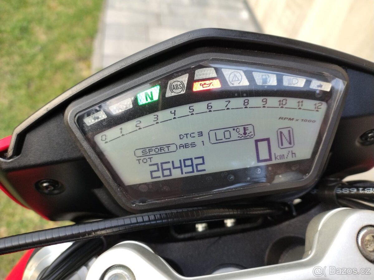 Ducati hypermotard 939 - 7