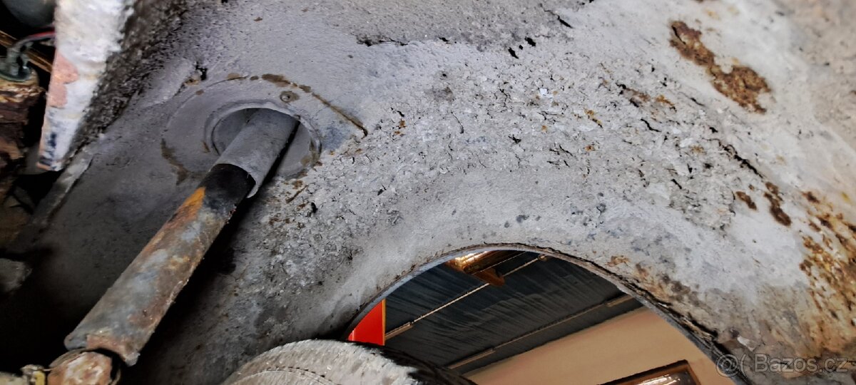 Prodám karoserii trabant 601 l - 7