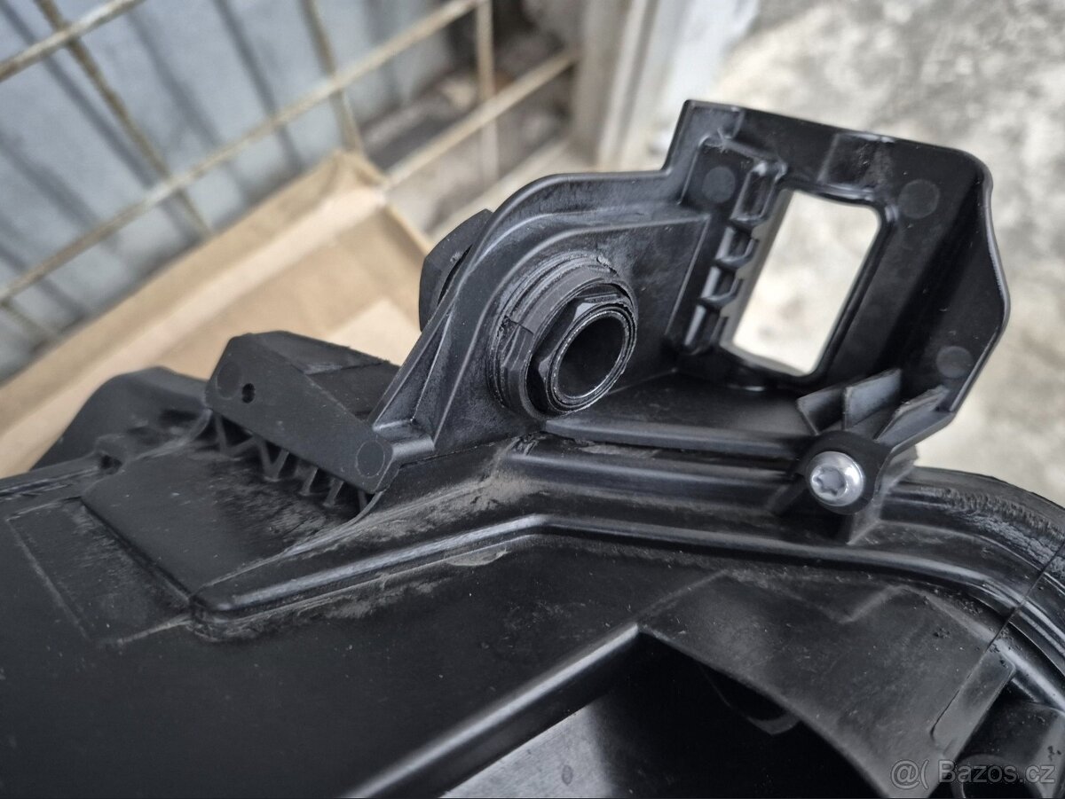 Světlomet Škoda Karoq. Svetlo Škoda Karoq. - 7